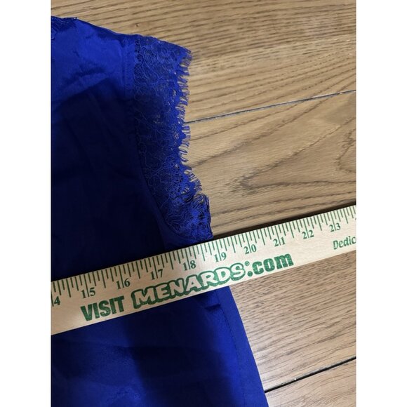 Worthington Women Size Medium V Neck Short Sleeve Blouse Blue Polyester Stretch - Picture 5 of 9